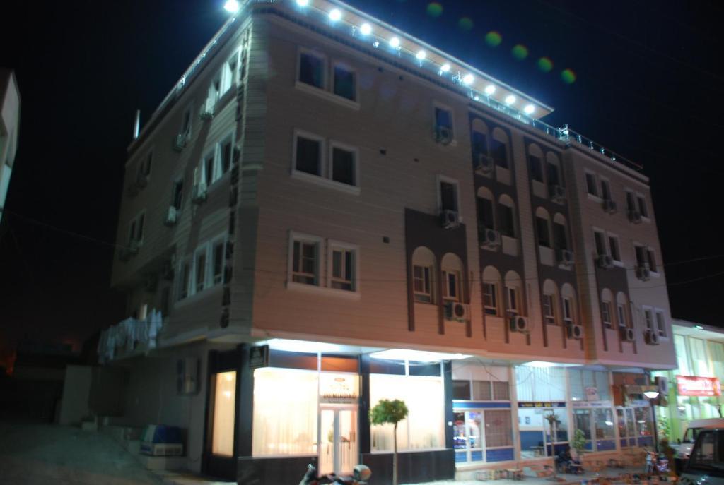 Hotel Demirdag Midyat Bagian luar foto